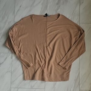 Simply Vera Vera Wang Long Sleeve Tan Top